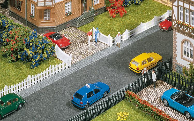 H0 Gartenzaun mit Tor, 710 mm 