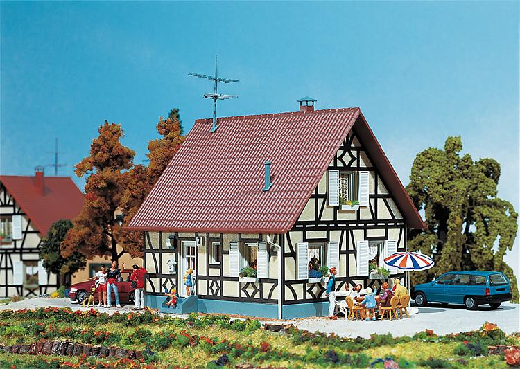 H0 Einfamilienhaus mit Fachwe rk   Auch für Anfänger leicht zu bauen