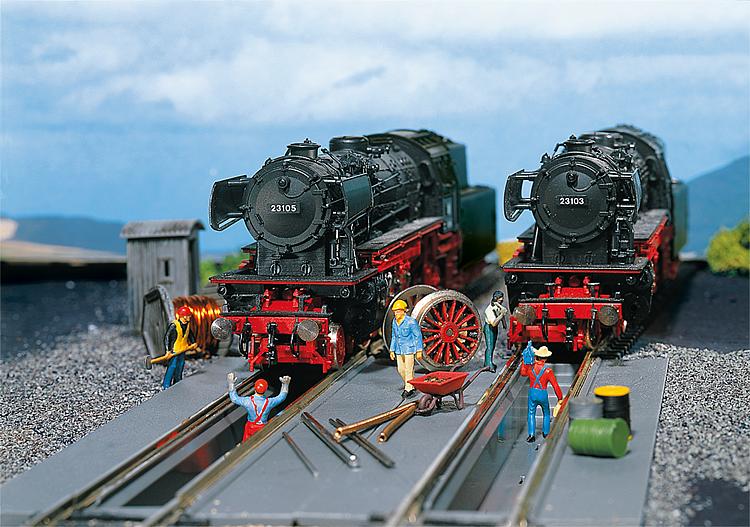 H0 2 Untersuchungsgruben , Di e Untersuchungsgruben sind mit 2 Fahrschienen ausgerüstet