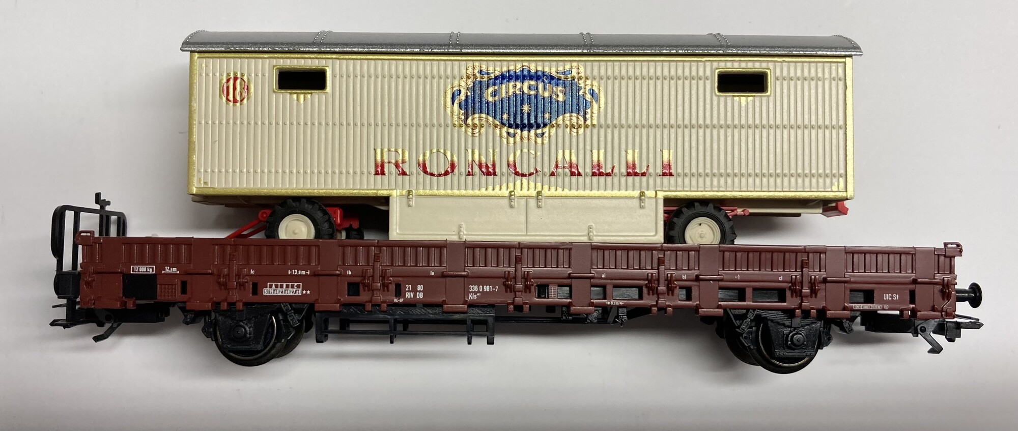 Märklin H0 Zirkuswagen-Set ; Roncalli