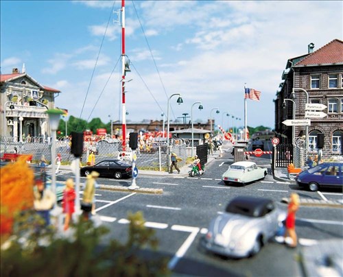 Asphaltstrasse     N 