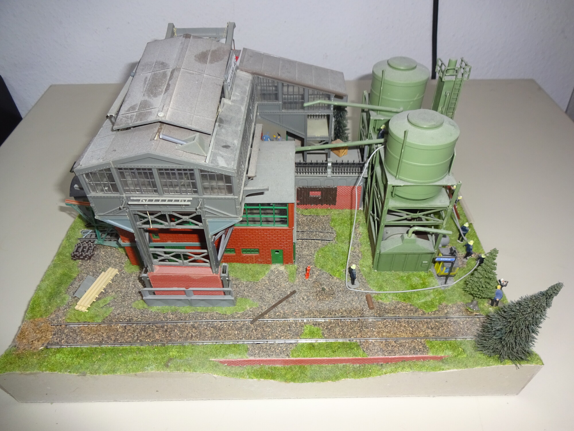 H0 Diorama Industrieanlage mi t Lorenseilbahn * Für Bastler=
